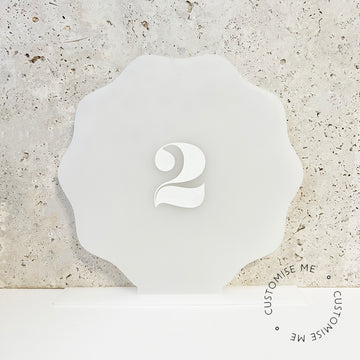 Wavy circle : Acrylic table numbers